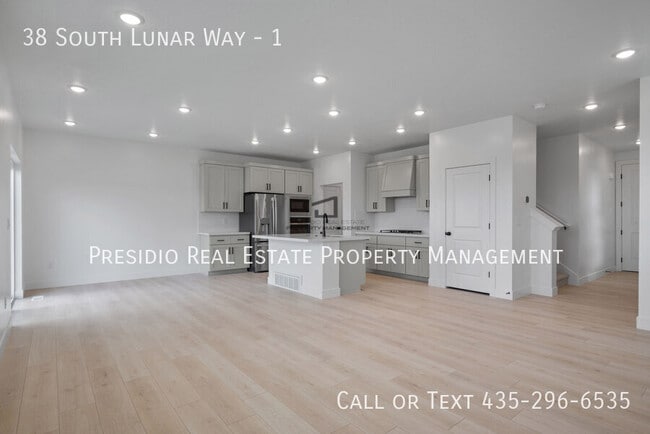 Building Photo - 38 S Lunar Wy