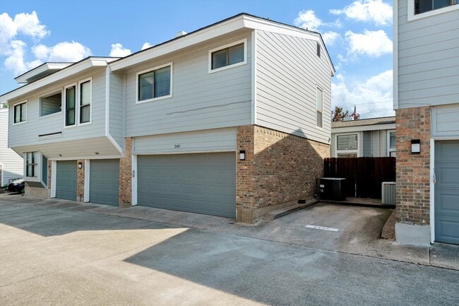 Lovely and Well maintained 2 bedroom & 2.5... - Lovely and Well maintained 2 bedroom & 2.5... House