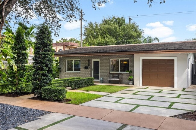 Building Photo - 1261 San Miguel Ave