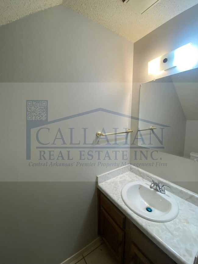 Building Photo - 114 Rimrock Pl