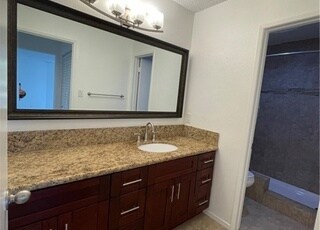 Foto del edificio - 28121 Highridge Rd