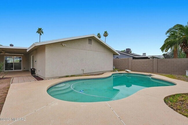 Foto del edificio - 4526 S Terrace Rd