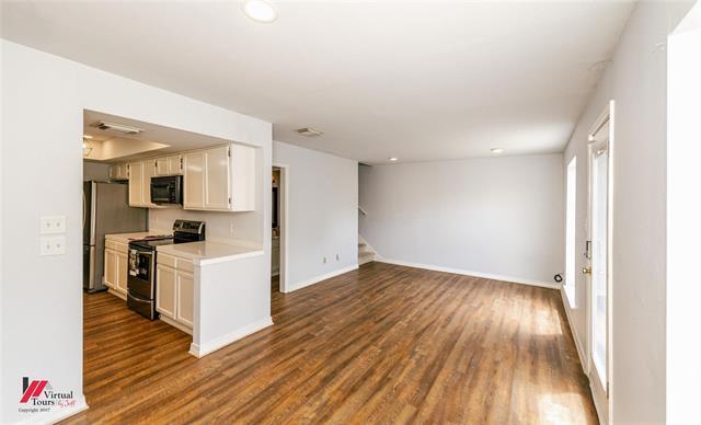 Building Photo - 421 Stratmore Dr