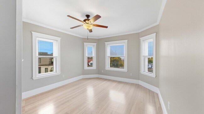 Foto del edificio - 1 Orient Ave