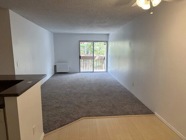 Foto del edificio - 1 bedroom in the wonderful Mission Verde c...