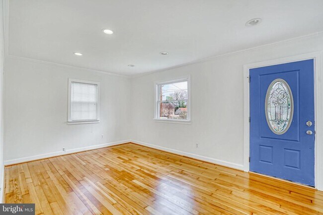 Foto del edificio - 5608 Tremont Dr