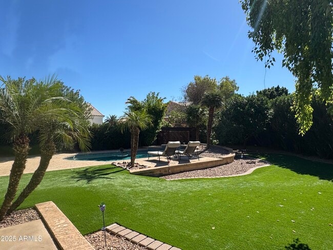 Foto del edificio - 4435 E Cathedral Rock Dr