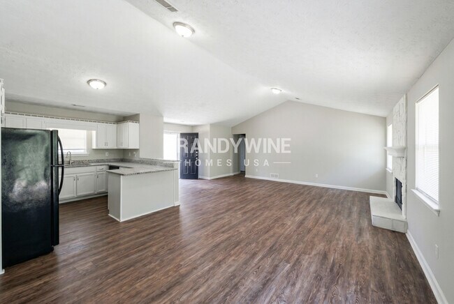 Building Photo - 45 Stoneview Cir