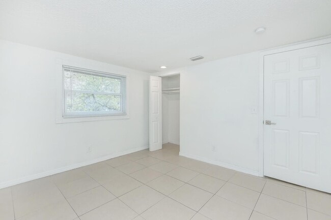 Interior Photo - Raintree Park