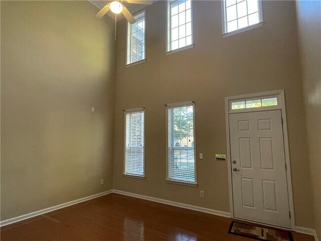 Foto del edificio - 945 Abbey Park Way