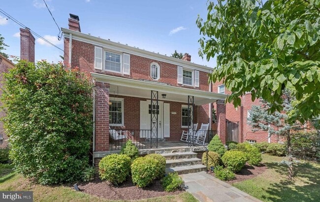Building Photo - 4413 Butterworth Pl NW