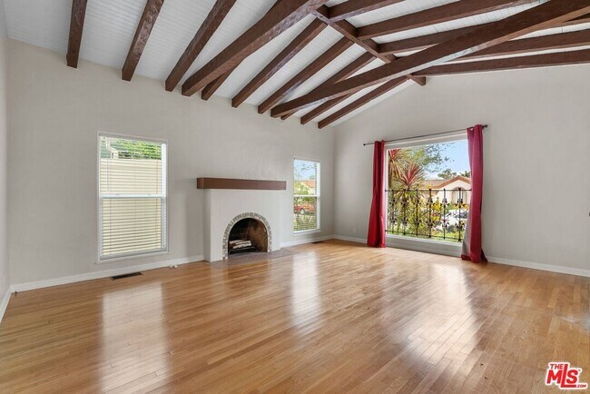 Building Photo - 8871 Gibson St