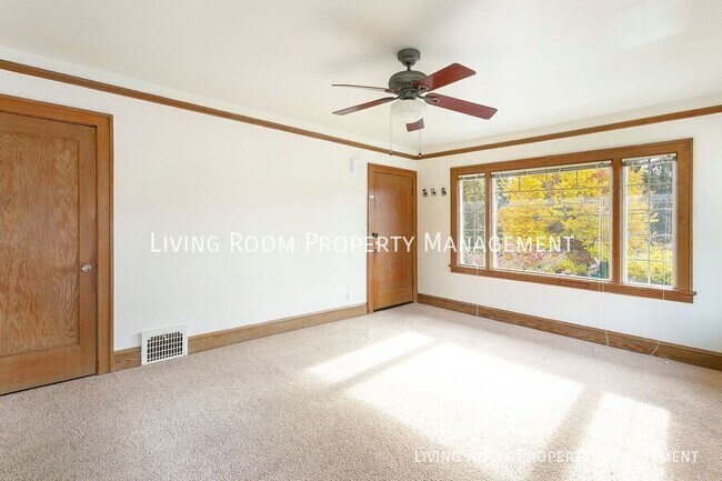 Photo - 1843 N Schofield St Apartment