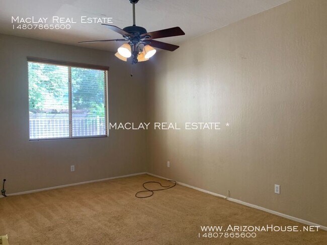 Building Photo - Beautiful home with pool * 3 car garage *