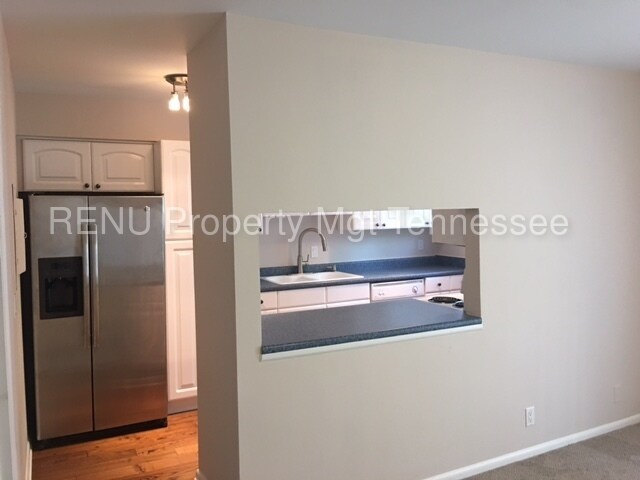 Building Photo - 6912 Highland Park Dr