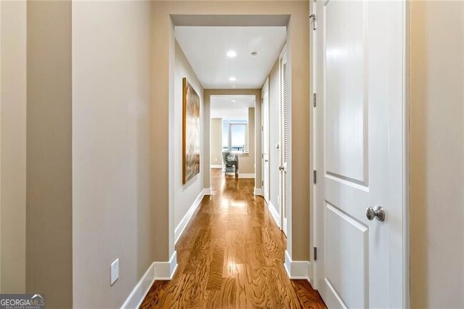 Foto del edificio - 3630 Peachtree Rd NE