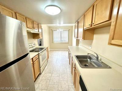 Primary Photo - 29776 Farmbrook Villa Ln