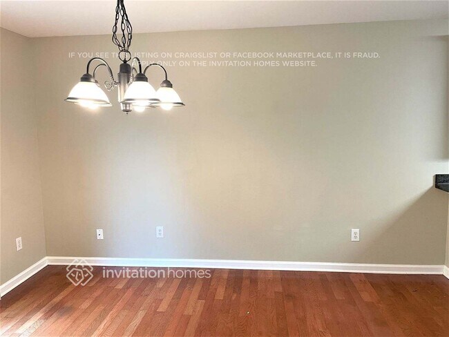 Foto del edificio - 377 Highland Falls Dr