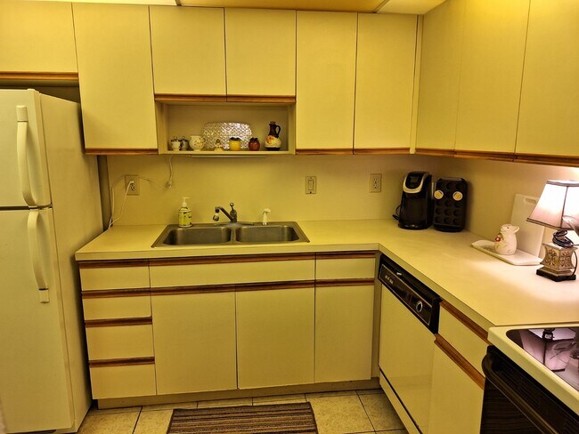 Building Photo - 2700 N Highway A1A