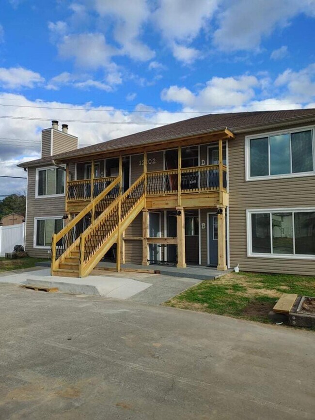 4 unidades disponibles - 12102 Carriage Ct SE