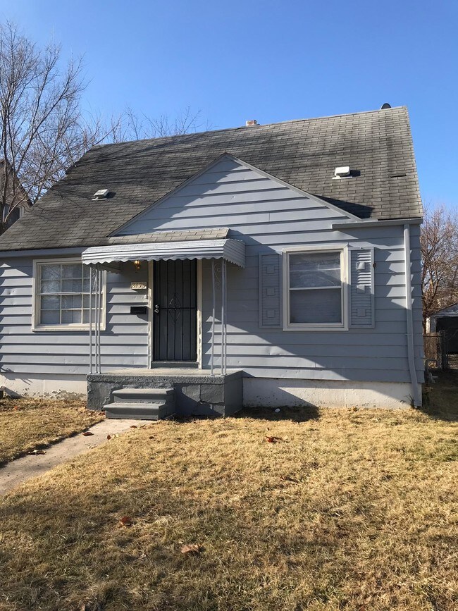 Building Photo - 8479 Auburn St