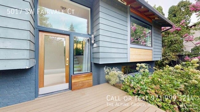 Foto del edificio - 5017 SW Fairvale Ct