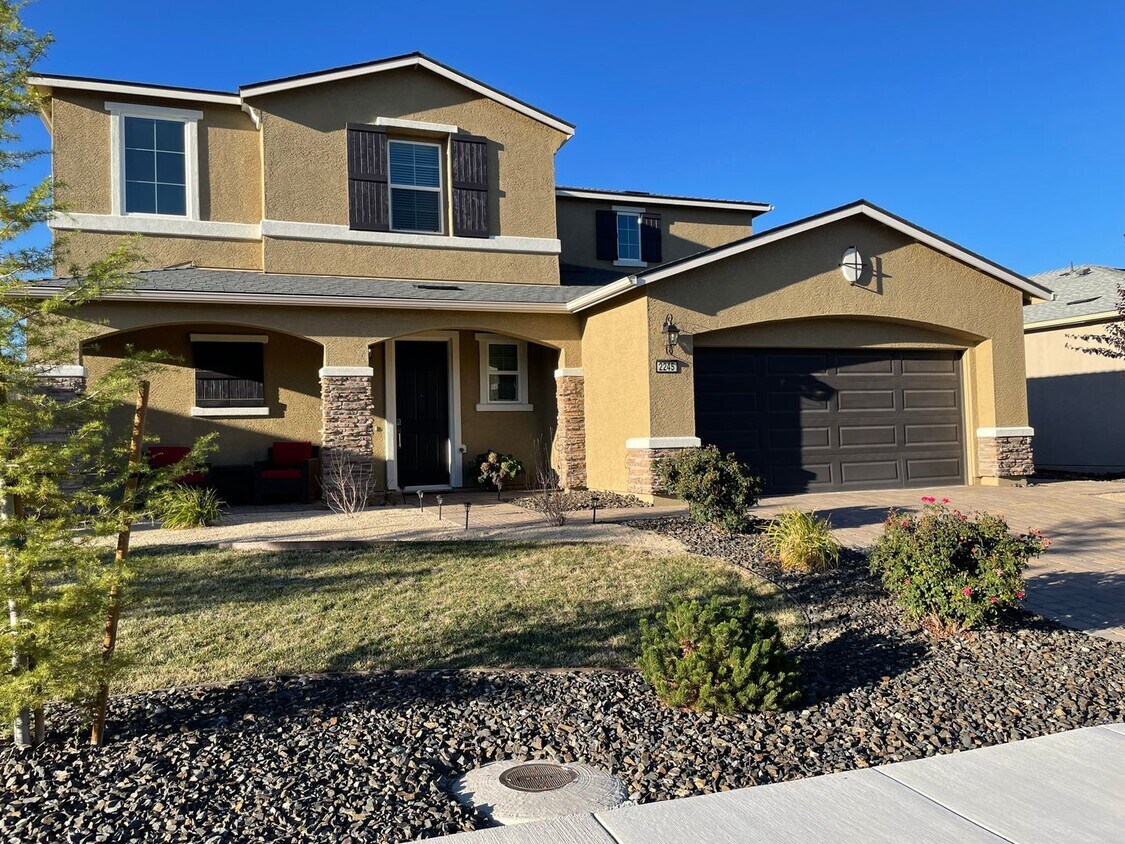 Primary Photo - Beautiful Toll Bros Home in Spanish Springs!
