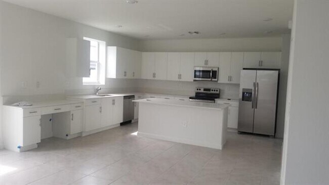 Building Photo - 12736 SW 211th St