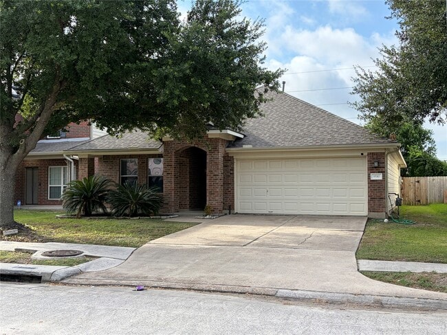 Building Photo - 9510 Barr Spring Dr