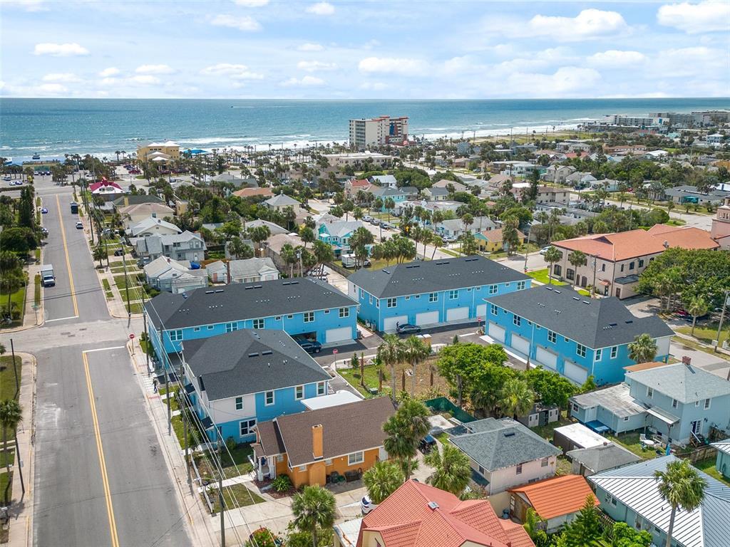 534 S Grandview Ave, Daytona Beach, FL 32118 Townhome Rentals in