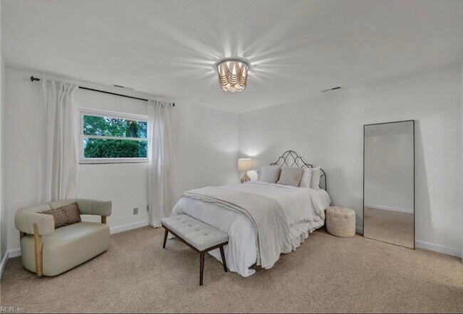 Foto del edificio - 4701 River Shore Rd