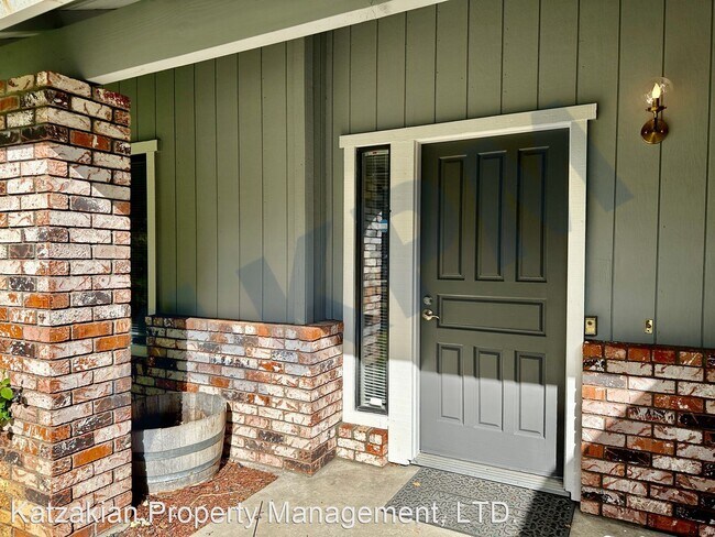 Foto del edificio - 4 br, 3 bath House - 3067 Burl Hollow Dr.