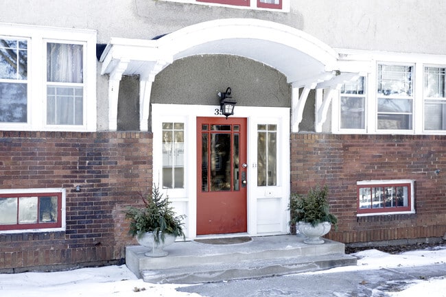 Building Photo - 3530 Harriet Ave