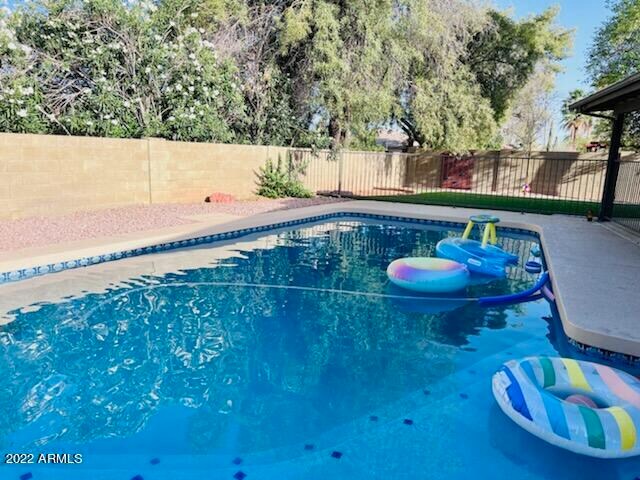 Foto del edificio - 13849 N 57th St