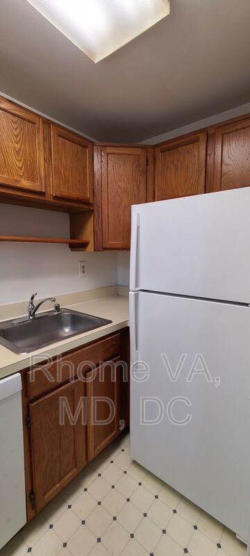 Foto del edificio - 1774 N Troy St
