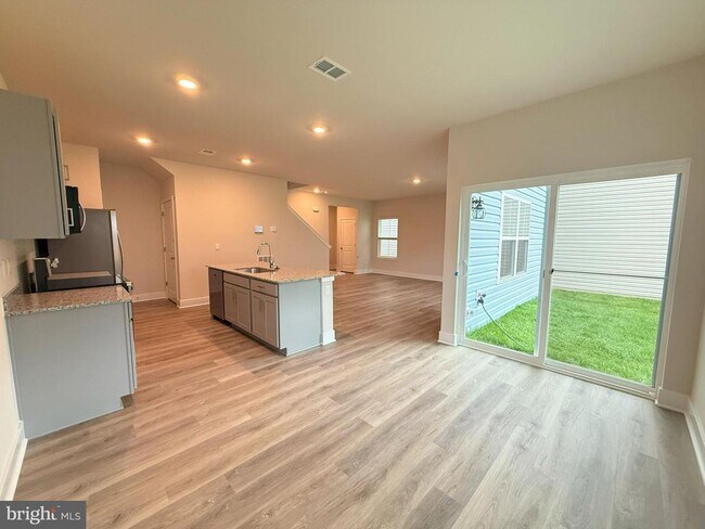 Foto del edificio - 126 Manasquan Wy