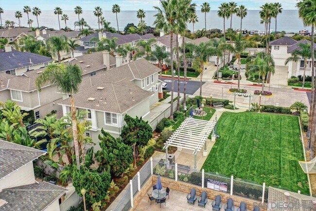 Foto del edificio - 7052 Whitewater St