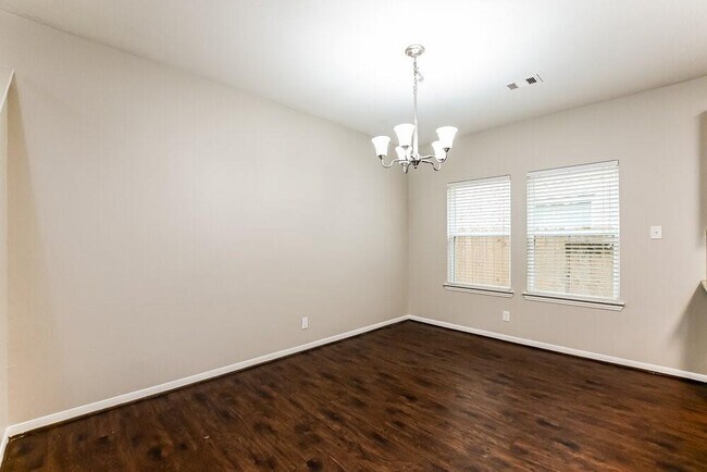 Building Photo - 18310 Canary Bluff Ln