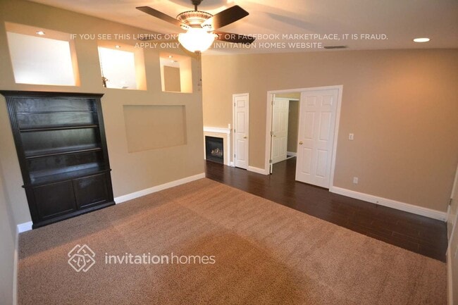 Building Photo - 4270 Mustic Way