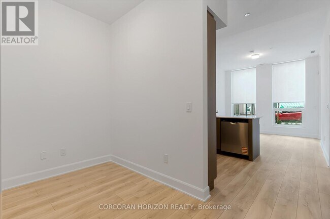 Photo du bâtiment - 3240 William Coltson Ave