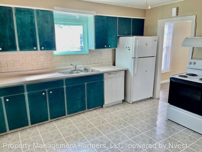 Foto del edificio - 3 br, 1 bath House - 1633 E Wellesley Ave