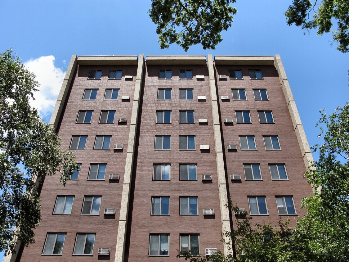 Looking up the south facade from Division Street - Stokke Tower