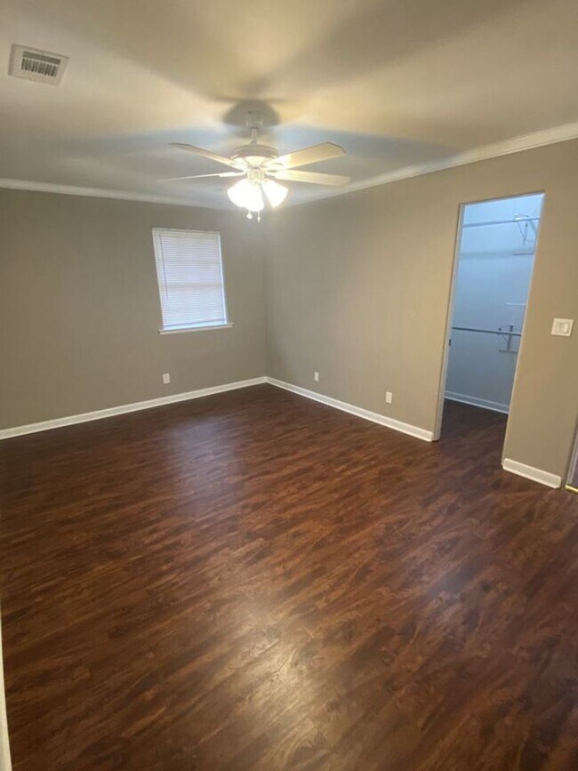 Foto del edificio - 6775 Blocker St