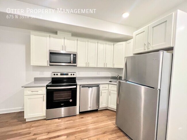 Foto del edificio - 3BR/2BA New Construction Condo near Univer...