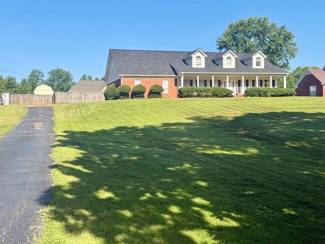 Foto del edificio - 271 Meadowland Dr