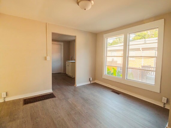 Foto del edificio - 3708 42nd Ave N