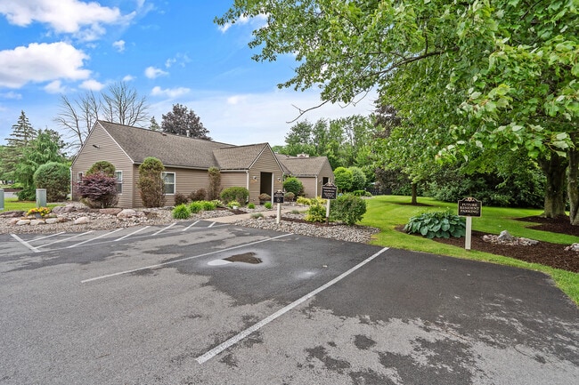 Building Photo - Westminster Place