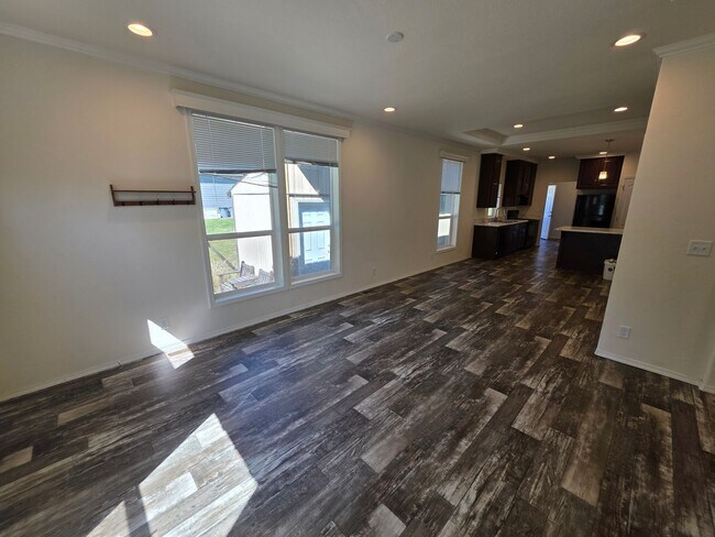 Foto del edificio - 45135 McKenzie Hwy