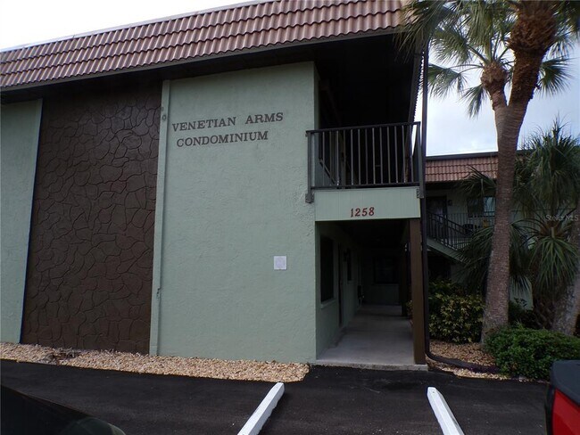 Building Photo - 1258 Barbara Dr