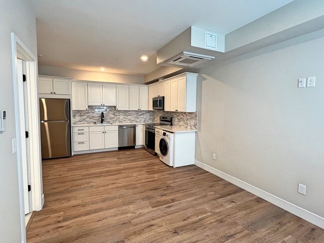 Building Photo - 3327 Tejon St